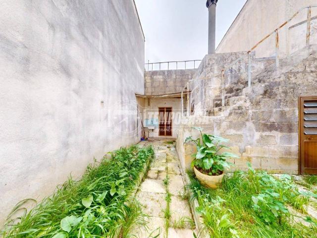 Casa indipendente in vendita a Maglie LE