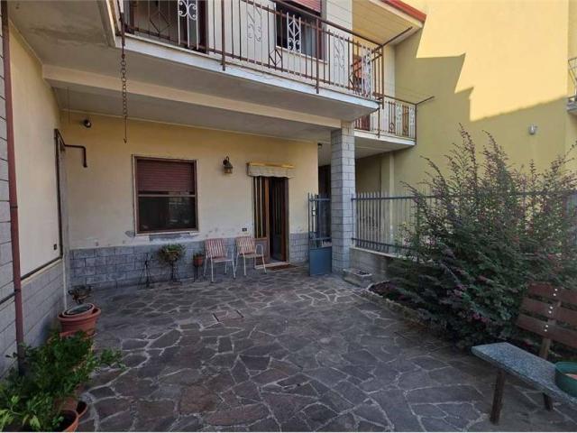 Casa indipendente in vendita a Magnago MI