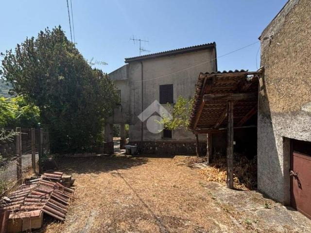 Casa indipendente in vendita a Maierà CS