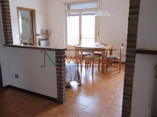 Casa indipendente in vendita a Maleo LO