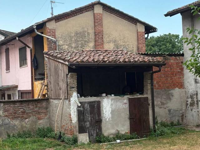 Casa indipendente in vendita a Maleo LO