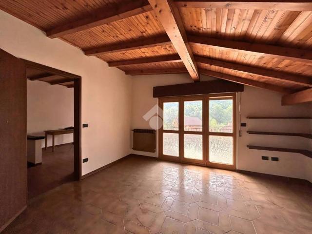 Casa indipendente in vendita a Malegno BS