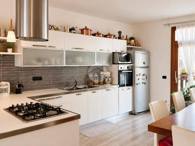 Casa indipendente in vendita a Malegno BS