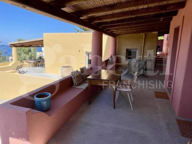 Casa indipendente in vendita a Malfa ME