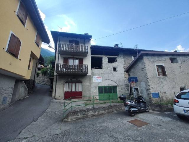 Casa indipendente in vendita a Malonno BS