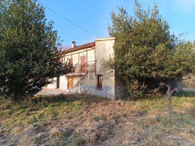 Casa indipendente in vendita a Mallare SV