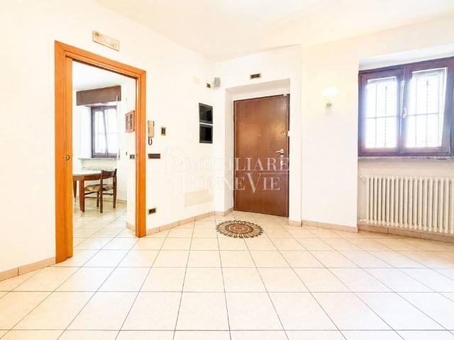 Casa indipendente in vendita a Malnate VA