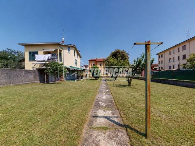 Casa indipendente in vendita a Malnate VA