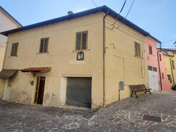 Casa indipendente in vendita a Maltignano AP
