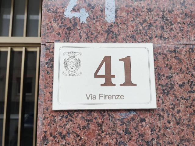 Appartamento in vendita a Locri RC