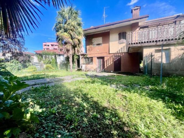 Casa indipendente in vendita a Maniago PN