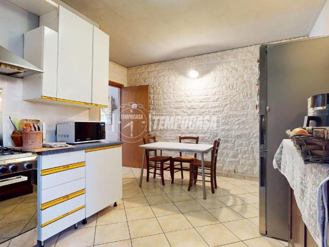 Casa indipendente in vendita a Mantova