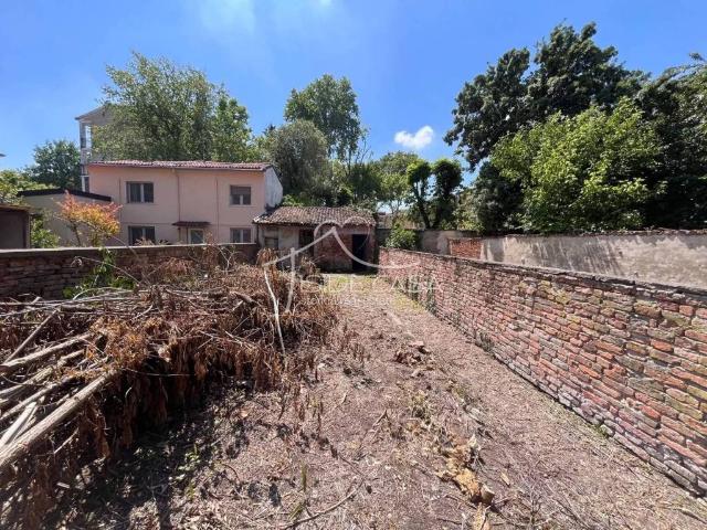 Casa indipendente in vendita a Mantova MN