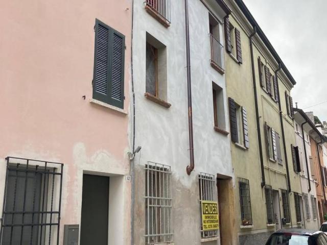 Casa indipendente in vendita a Mantova MN