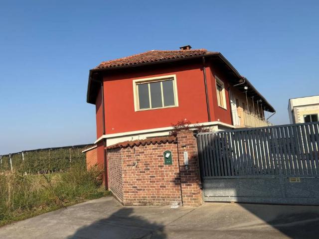 Casa indipendente in vendita a Manta CN