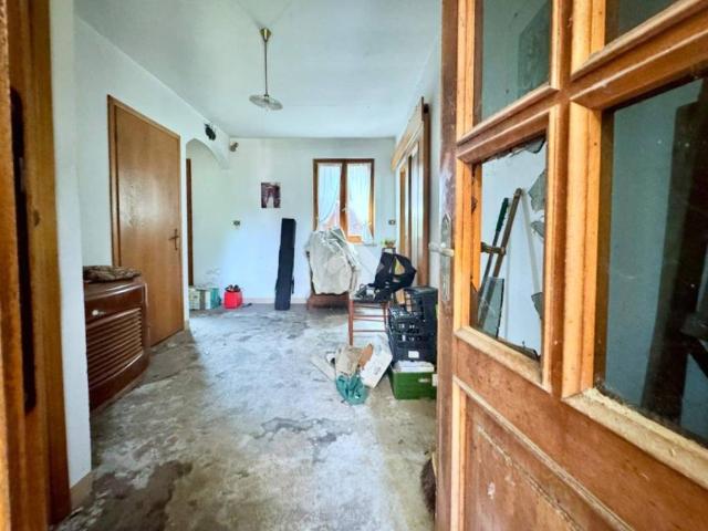Casa indipendente in vendita a Manzano UD