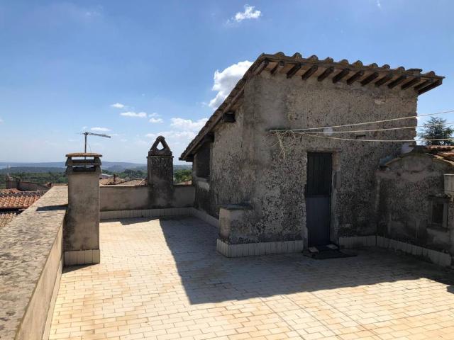 Casa indipendente in vendita a Manziana RM