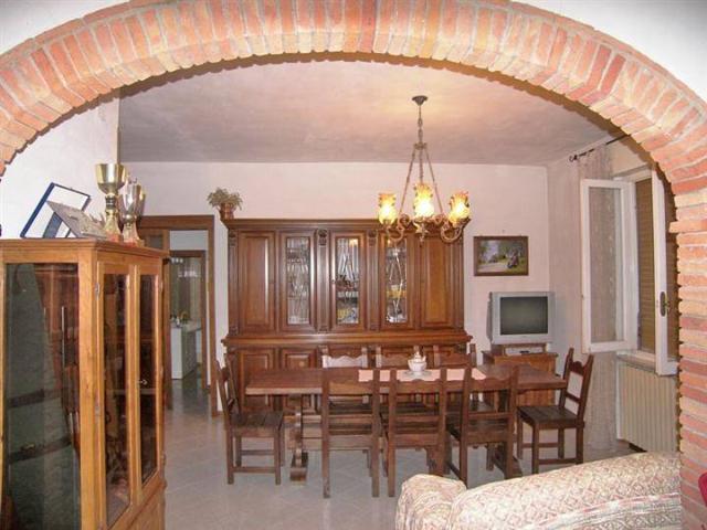 Casa indipendente in vendita a Marciano della Chiana AR