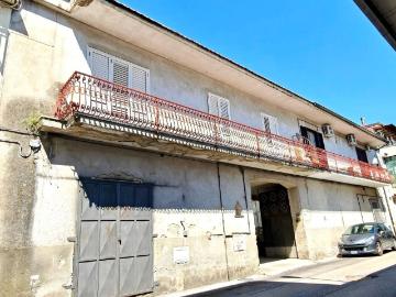 Casa indipendente in vendita a Marcianise CE