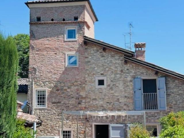 Casa indipendente in vendita a Maranello MO