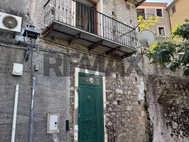 Casa indipendente in vendita a Maratea PZ