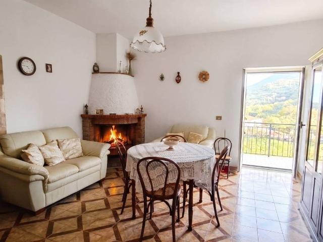Casa indipendente in vendita a Maratea PZ