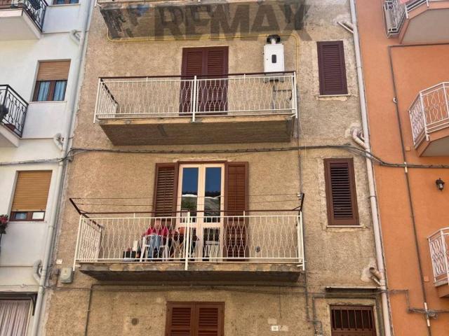 Casa indipendente in vendita a Marineo PA