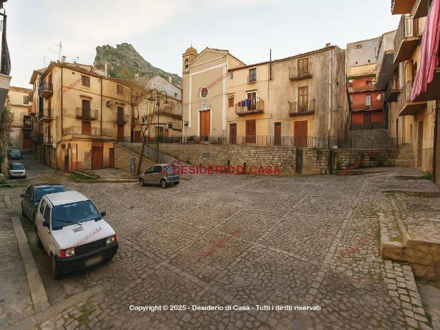 Casa indipendente in vendita a Marineo PA
