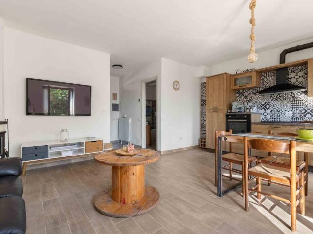 Casa indipendente in vendita a Mariano Comense CO