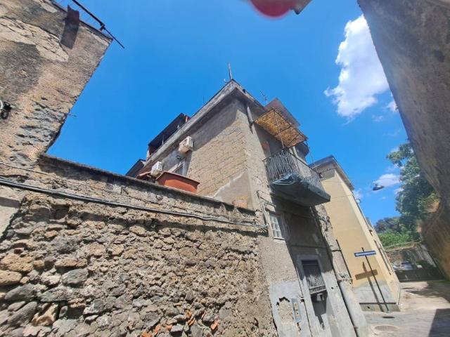 Casa indipendente in vendita a Marigliano NA