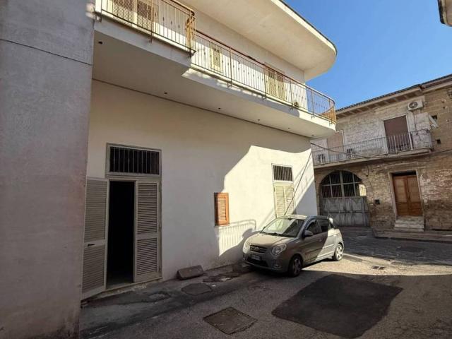 Casa indipendente in vendita a Marigliano NA