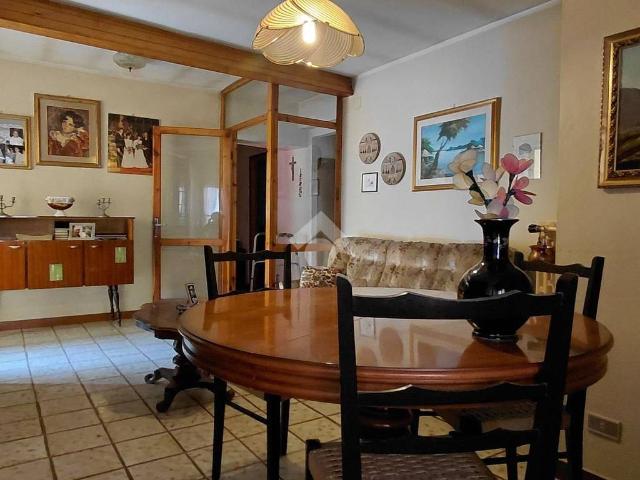 Casa indipendente in vendita a Marone BS