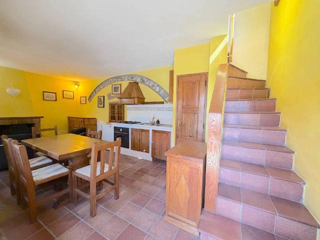 Casa indipendente in vendita a Marliana PT