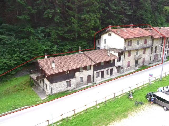 Casa indipendente in vendita a Marmora CN