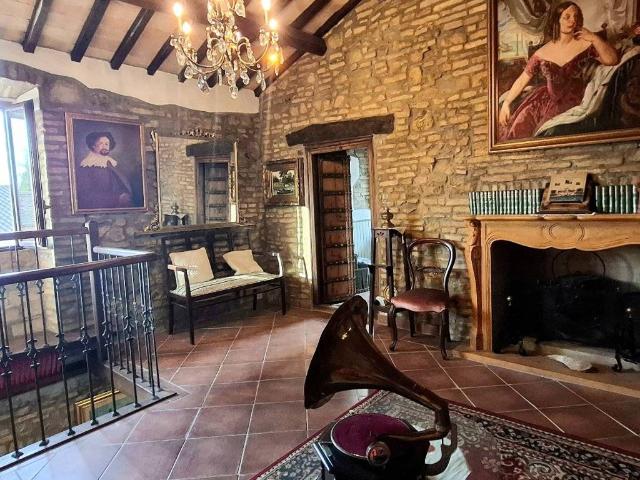 Casa indipendente in vendita a Marsciano PG