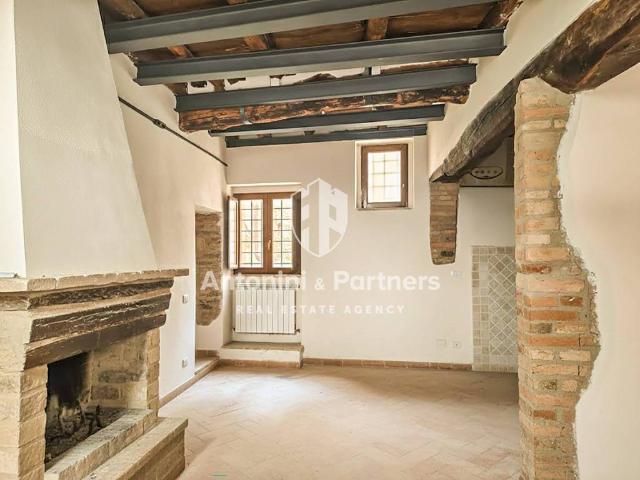 Casa indipendente in vendita a Marsciano PG