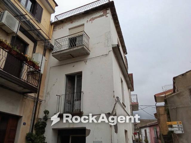 Casa indipendente in vendita a Martone
