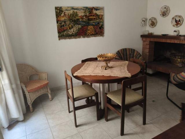 Casa indipendente in vendita a Marzano Appio CE