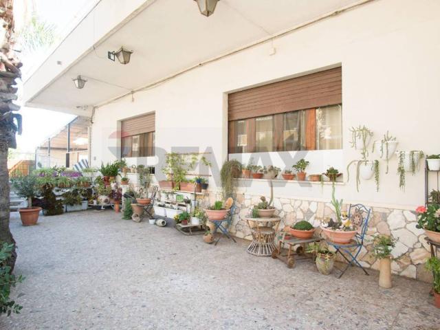 Casa indipendente in vendita a Mascali CT