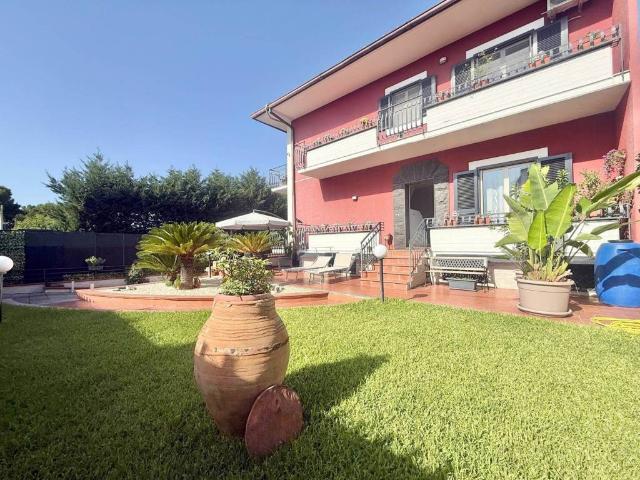 Casa indipendente in vendita a Mascalucia CT