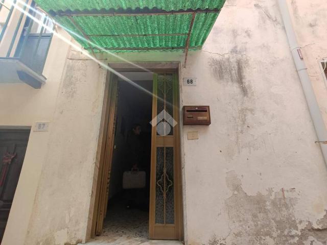 Casa indipendente in vendita a Massa