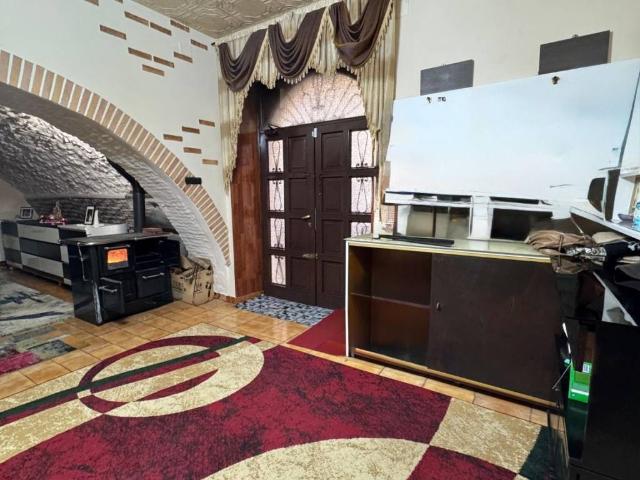 Casa indipendente in vendita a Massa d'Albe AQ