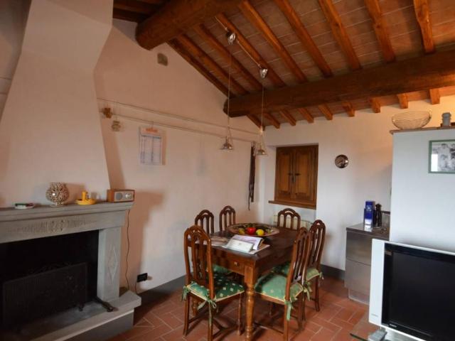 Casa indipendente in vendita a Massa e Cozzile PT