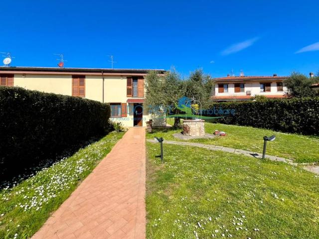 Casa indipendente in vendita a Massa e Cozzile PT