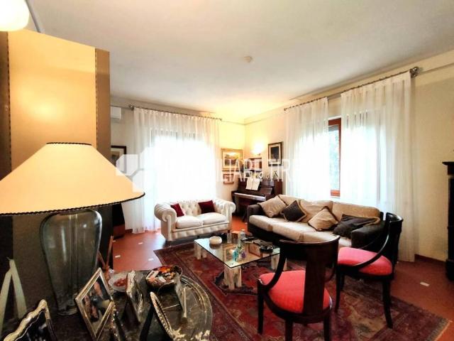 Casa indipendente in vendita a Massa MS