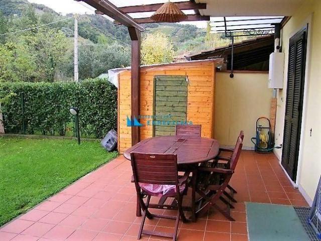 Casa indipendente in vendita a Massa MS