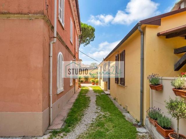 Casa indipendente in vendita a Massa MS