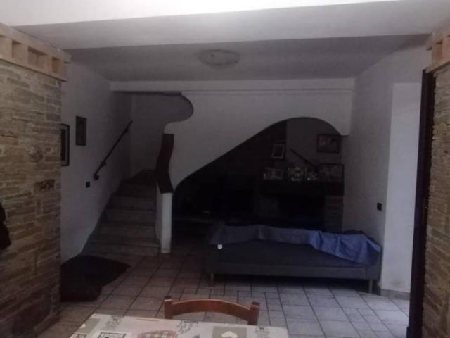 Casa indipendente in vendita a Massa MS