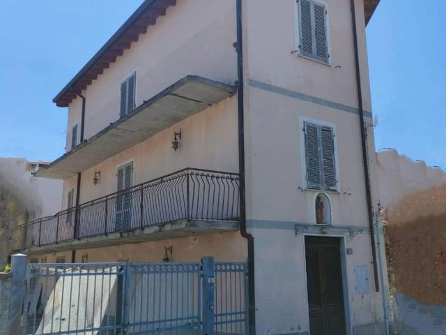 Casa indipendente in vendita a Massa MS
