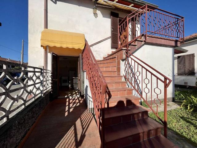 Casa indipendente in vendita a Massa MS